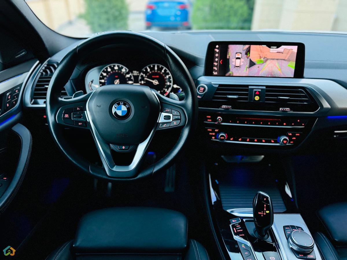 Bmw X4 M Competition - image 8