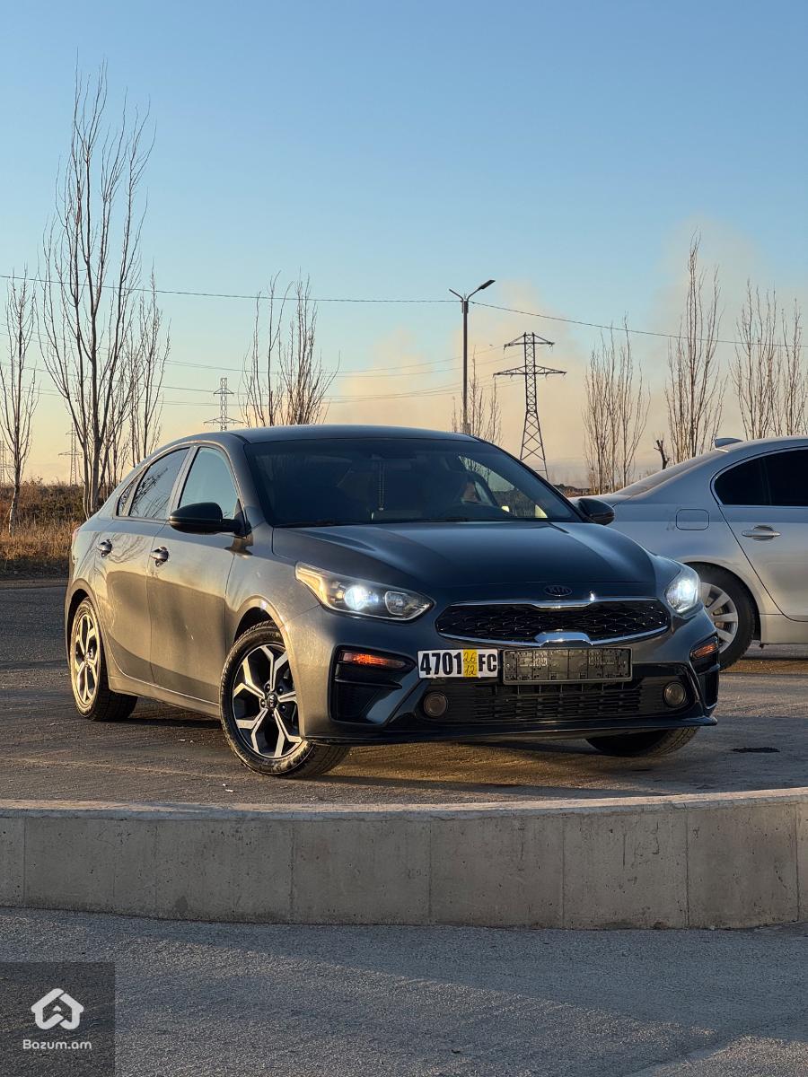 Kia Forte 2019 - image 11