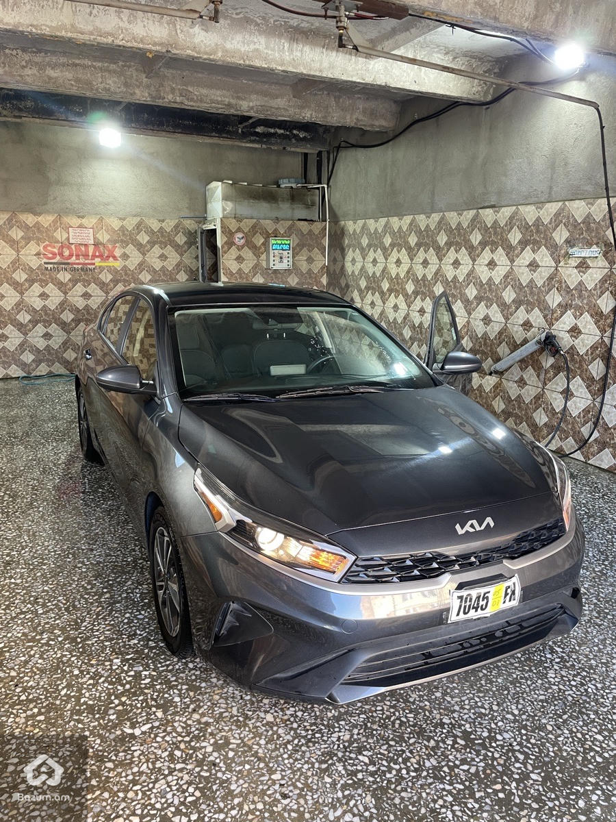 Kia Forte - image 2