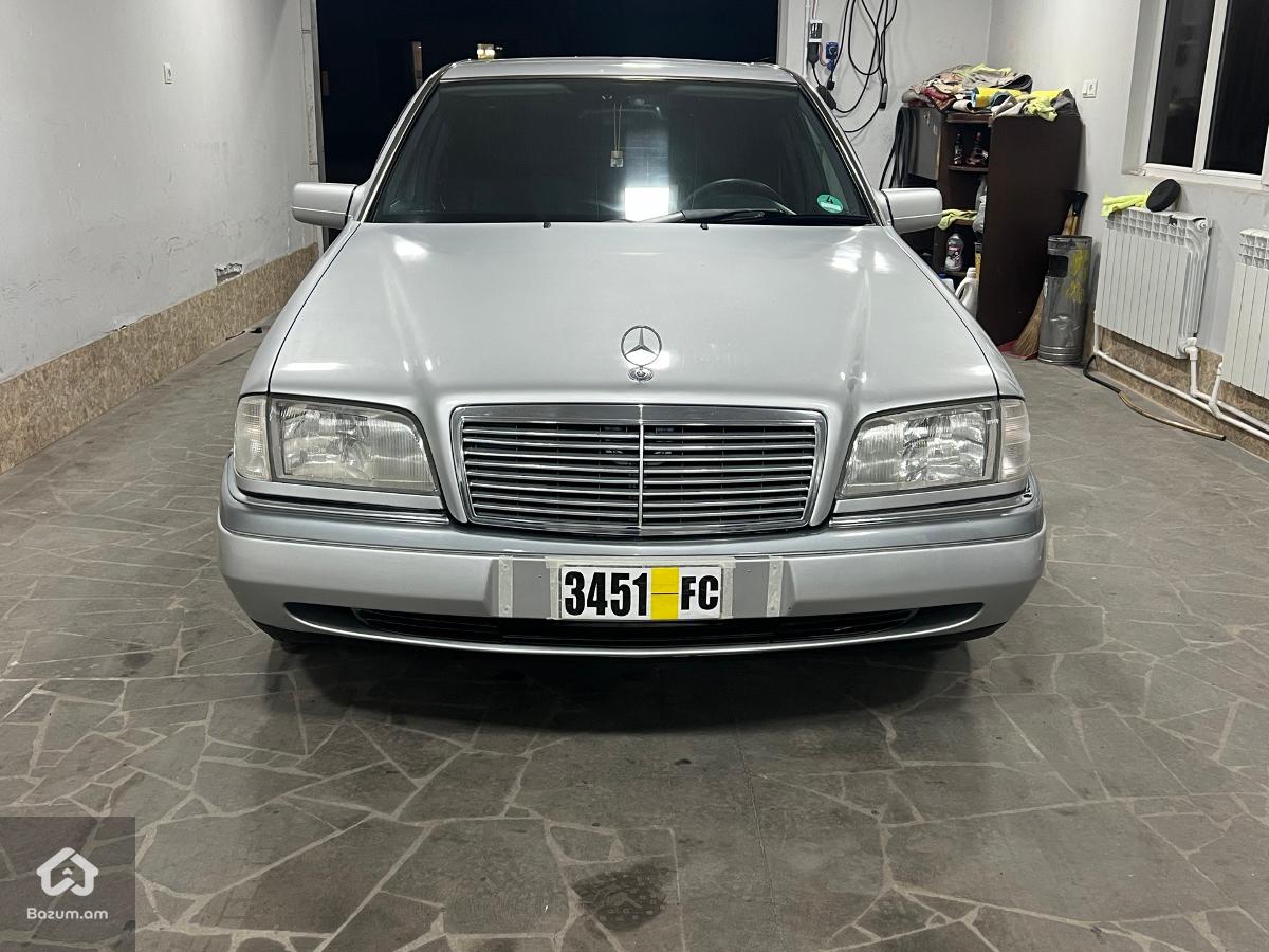 Mercedes C-class 1995 - image 2