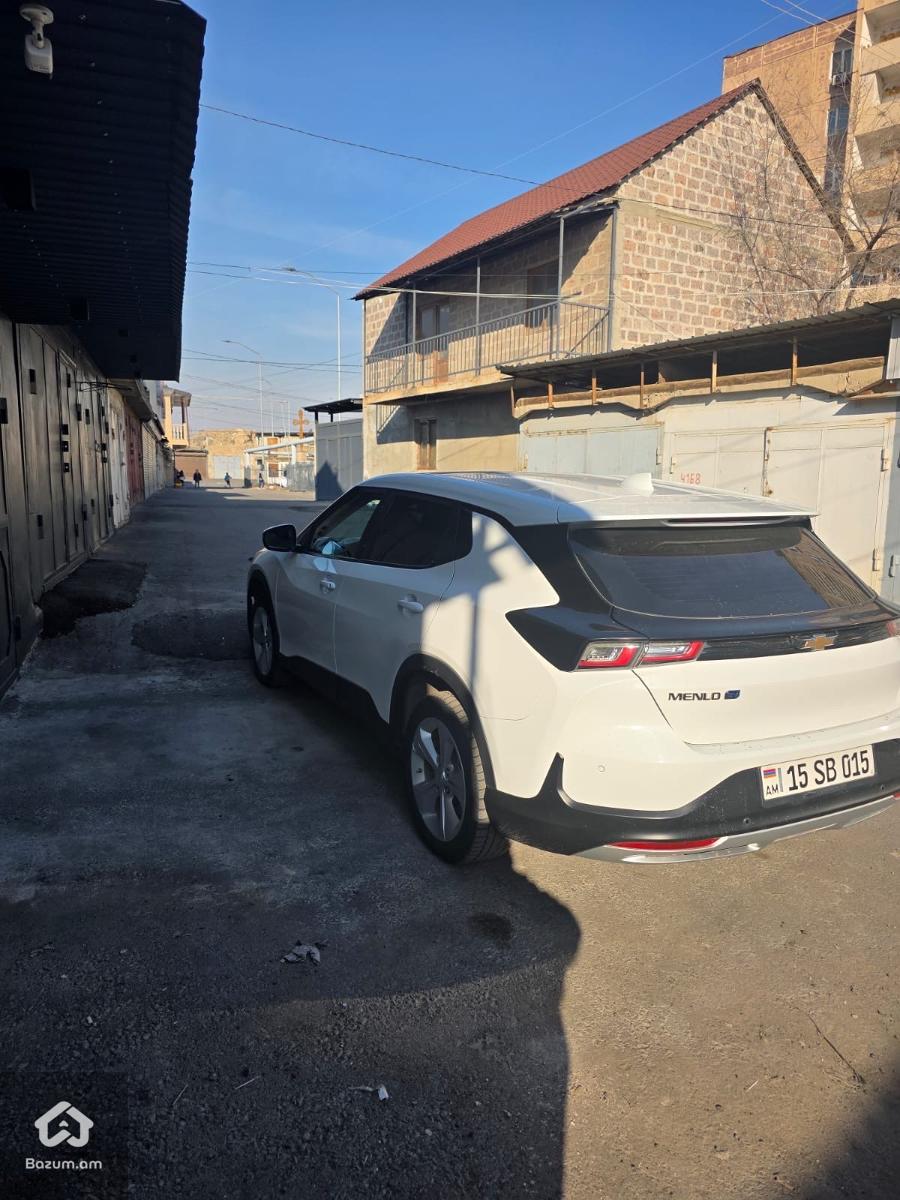 Chevrolet Menlo 2022 - image 6