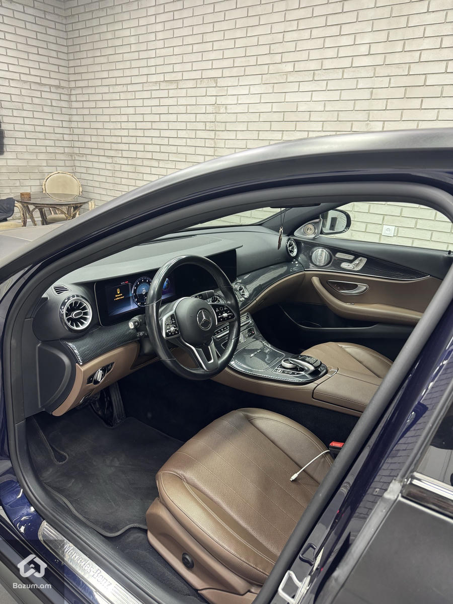 mercedes benz - image 7