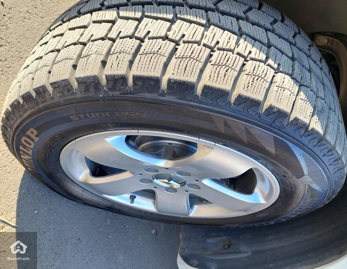 Mercedes W211 - image 18