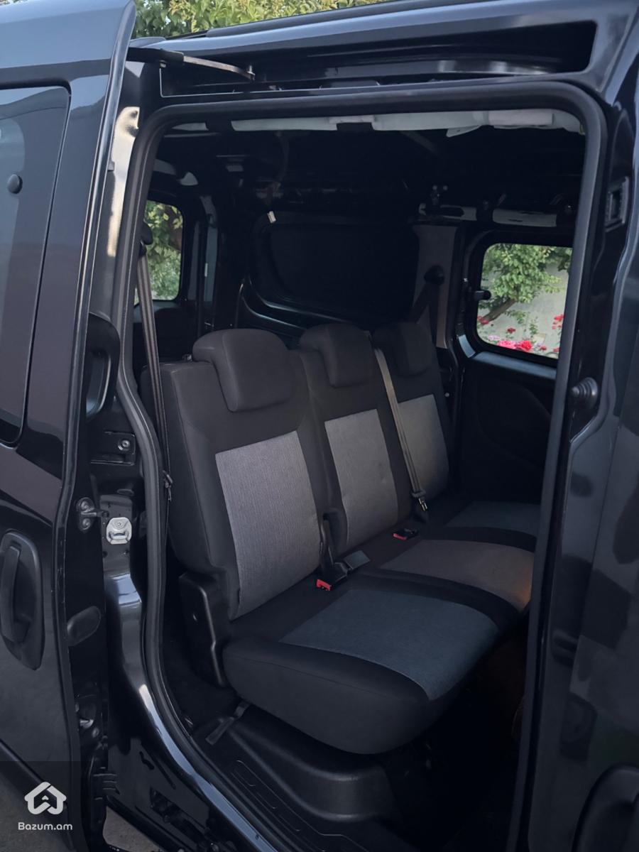 Ram Promaster City - image 7