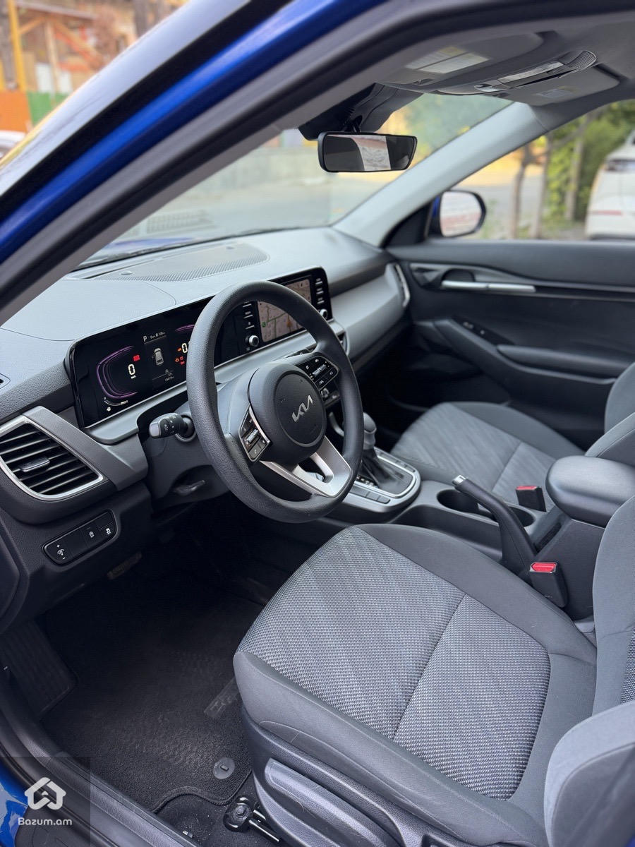 Kia Seltos - image 5