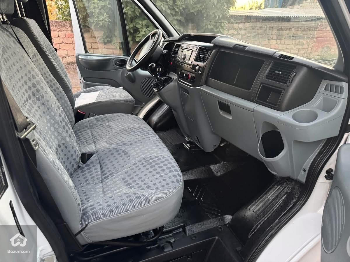 Ford transit  - image 10