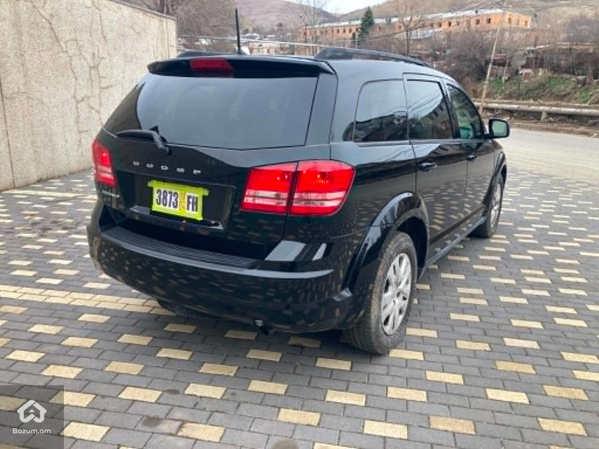 2019 Dodge Journey, SE - image 7