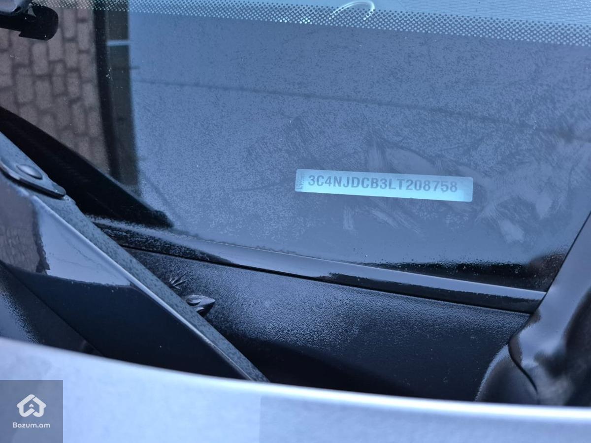 Dodge Journey - image 1