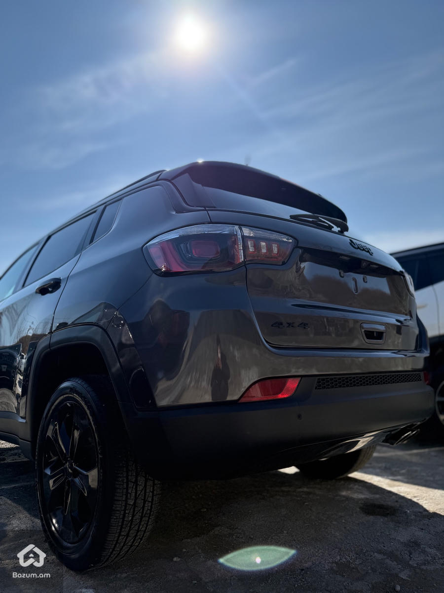 jeep compass - image 19