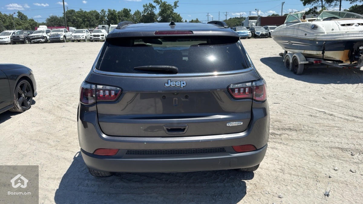 Jeep compass 2.4  - image 15