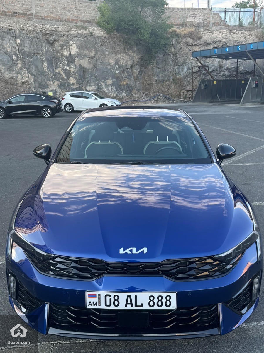 Kia K5 2025 GT-LINE - image 2