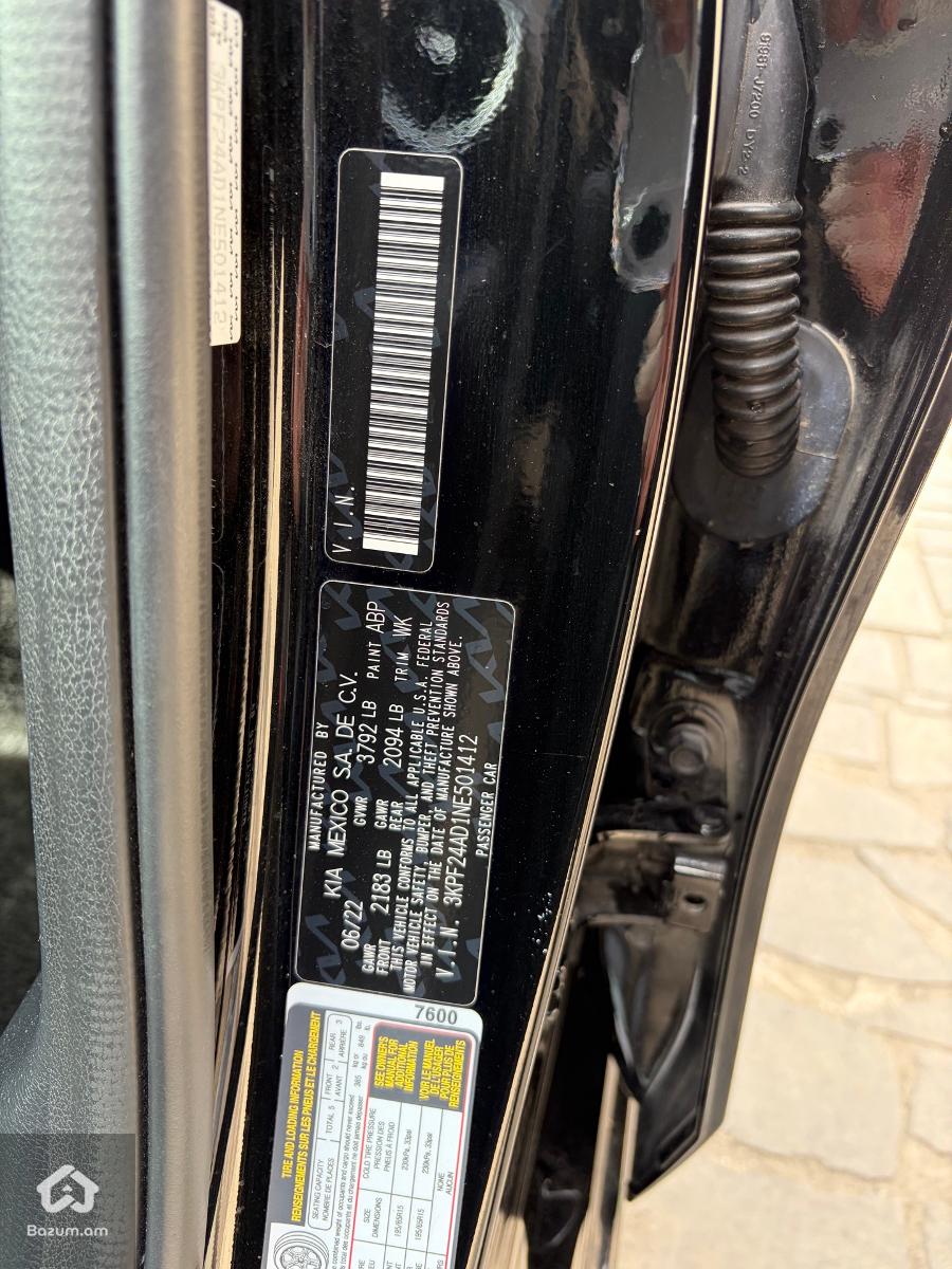 KIA FORTE FE - image 12