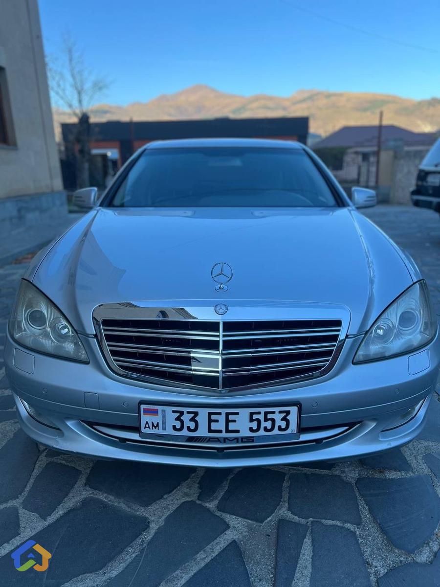 Mersedes Benz - image 1