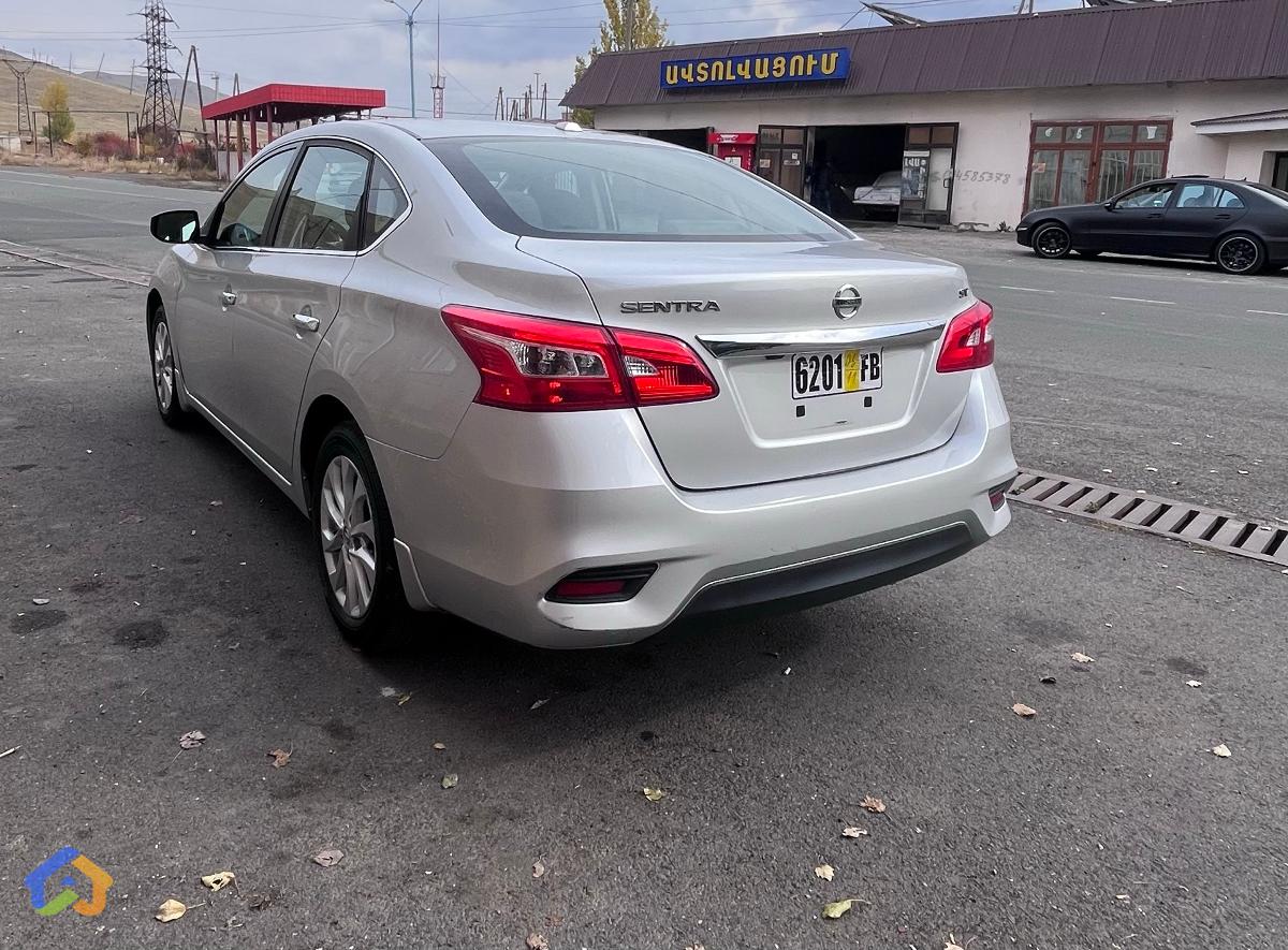 Nissan sentra sc 2019(2018) - image 9