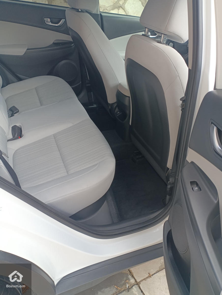 Hyundai Kona Sel Plus - image 13