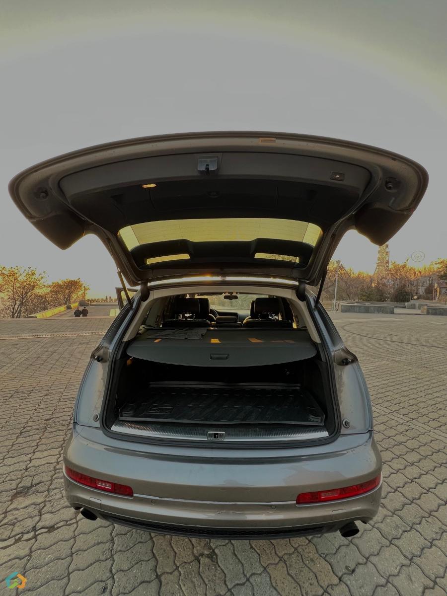 Audi Q7 Sline Quattro - image 9