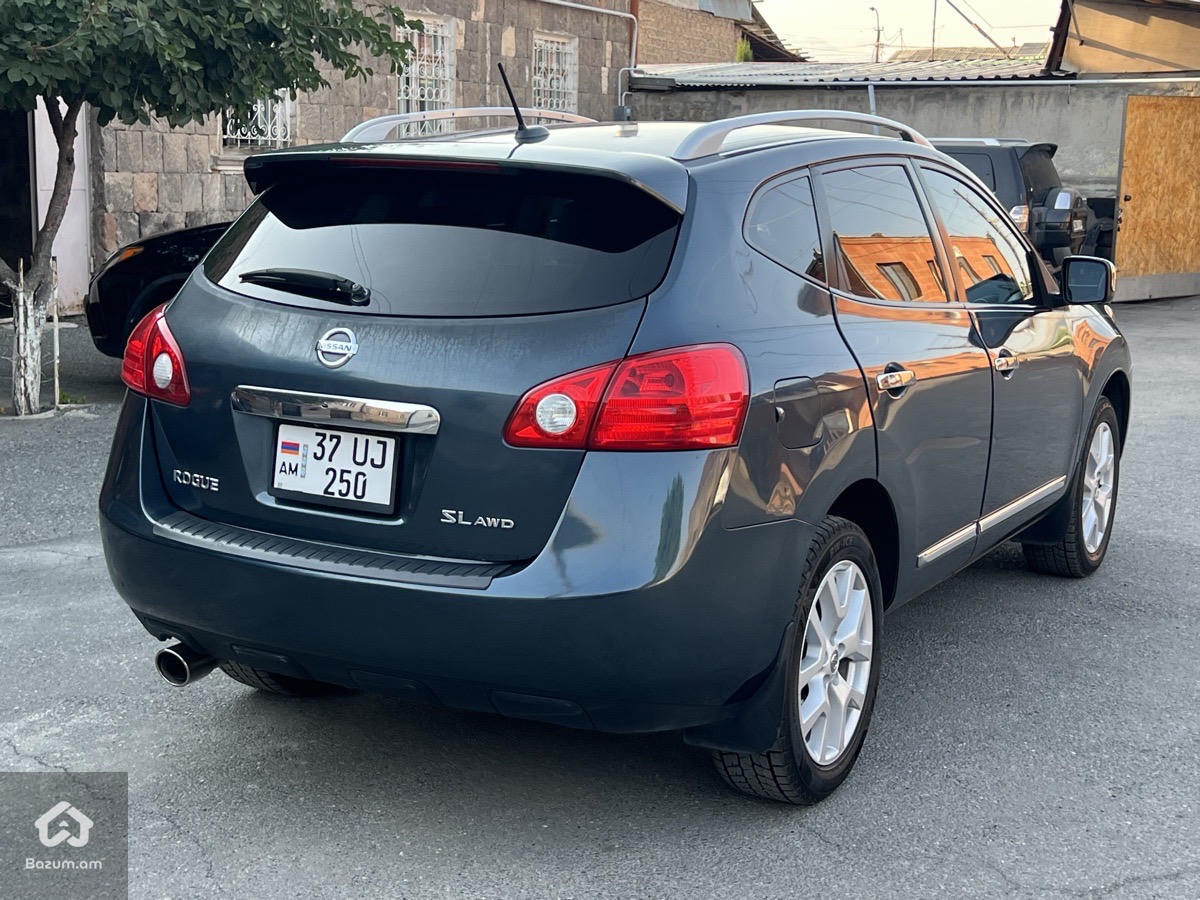 Nissan Rogue  - image 5