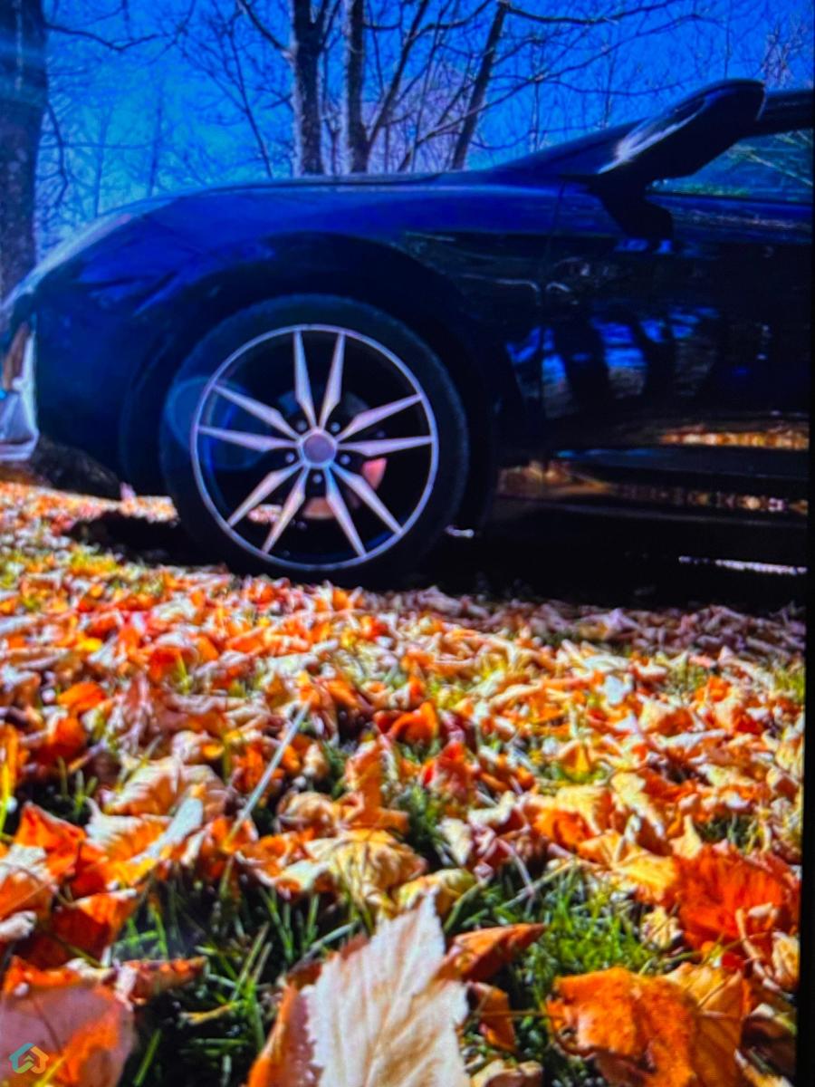 Hundai Elantra - image 16