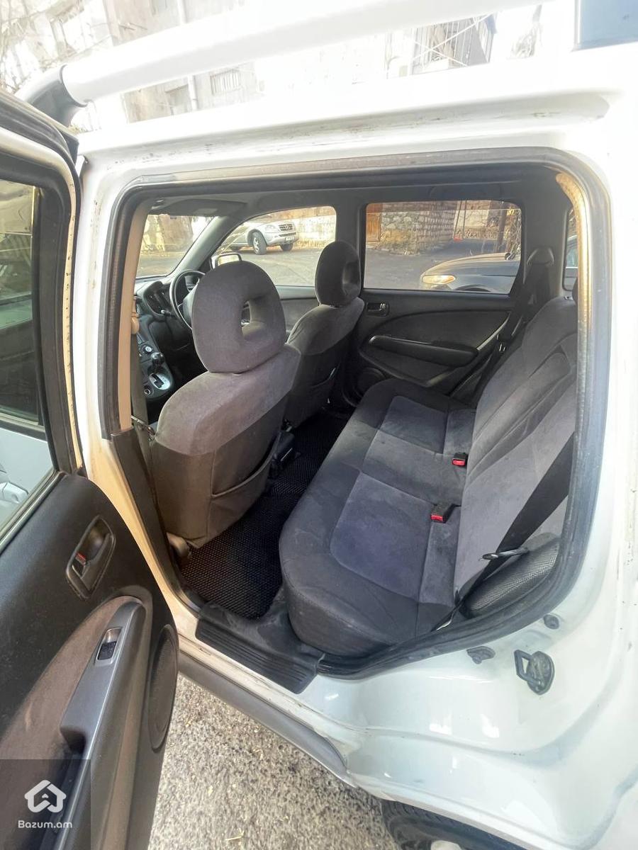 Mitsubishi  - image 7