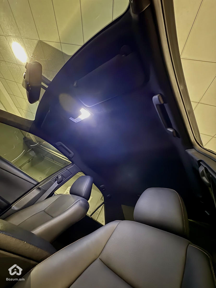 Toyota Camry v55 - image 8