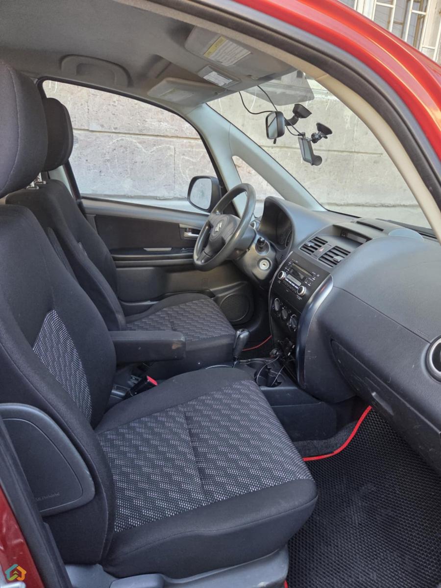 Suzuki SX4  - image 7