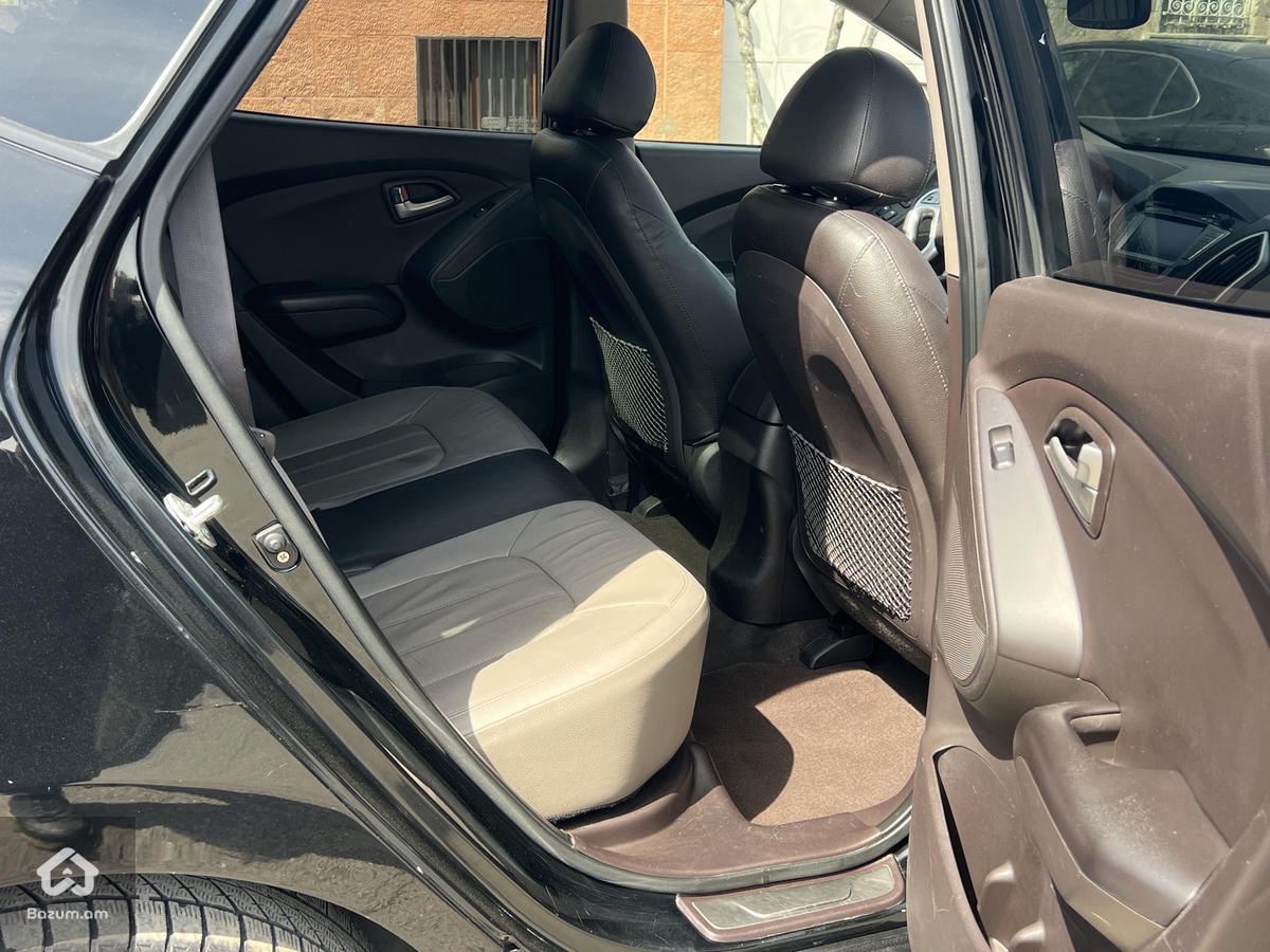 Hyundai Tucson - image 11