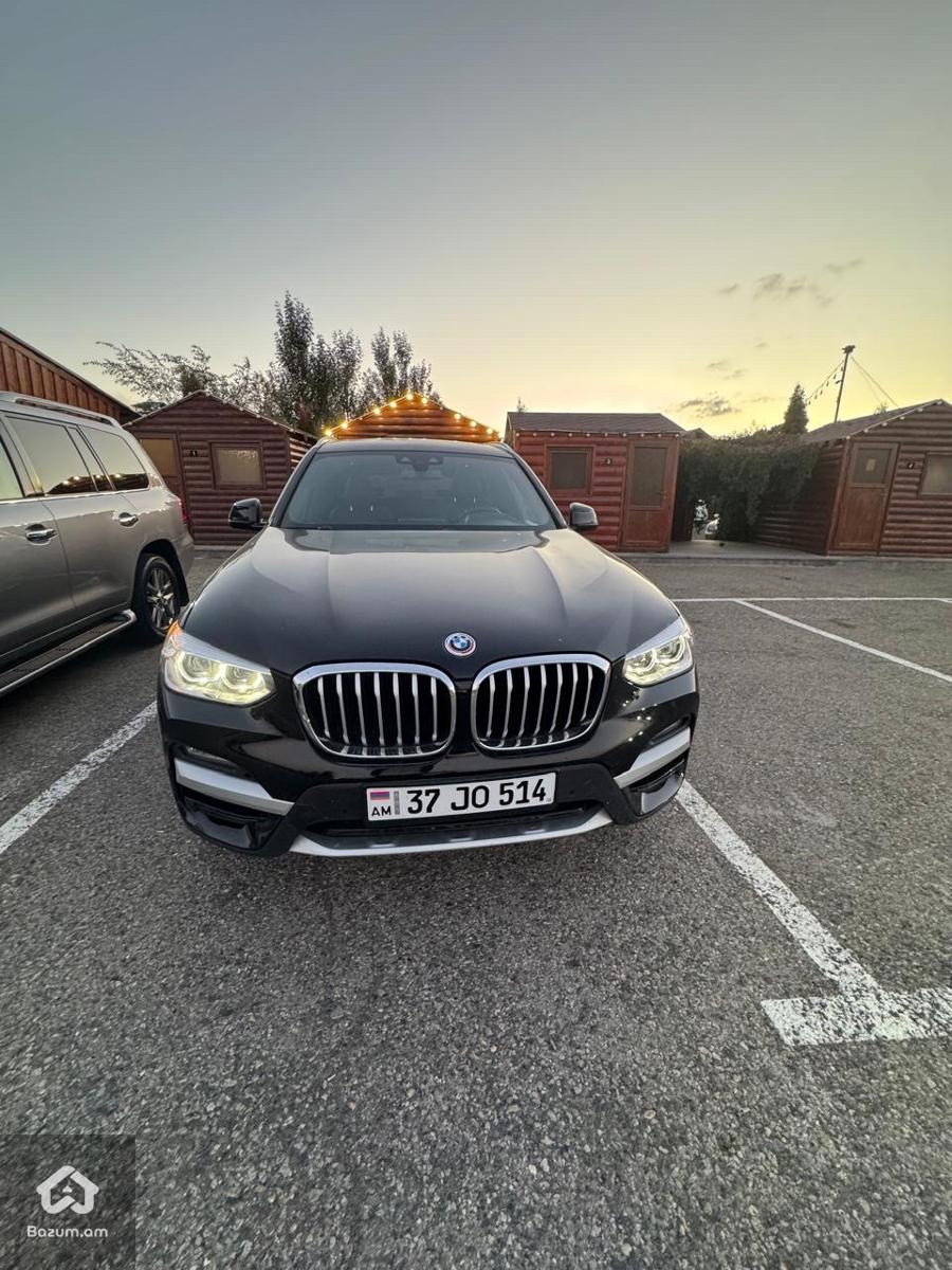 BMW X3 - image 2