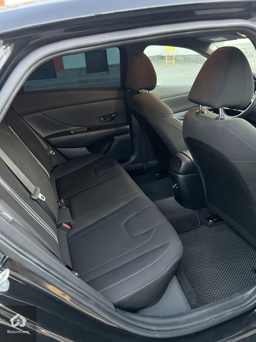 HYUNDAI ELANTRA 2025 - image 18