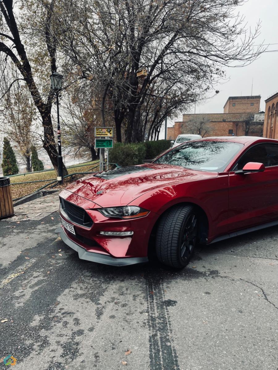 Ford Mustang GT  - image 3