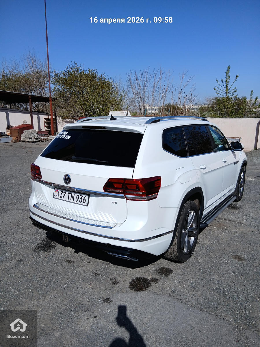 Volkswagen Atlas R-Line  - image 4