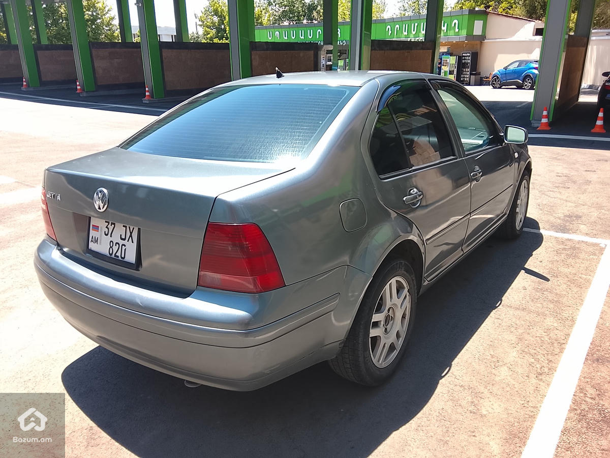 Volkswagen Jetta - image 5