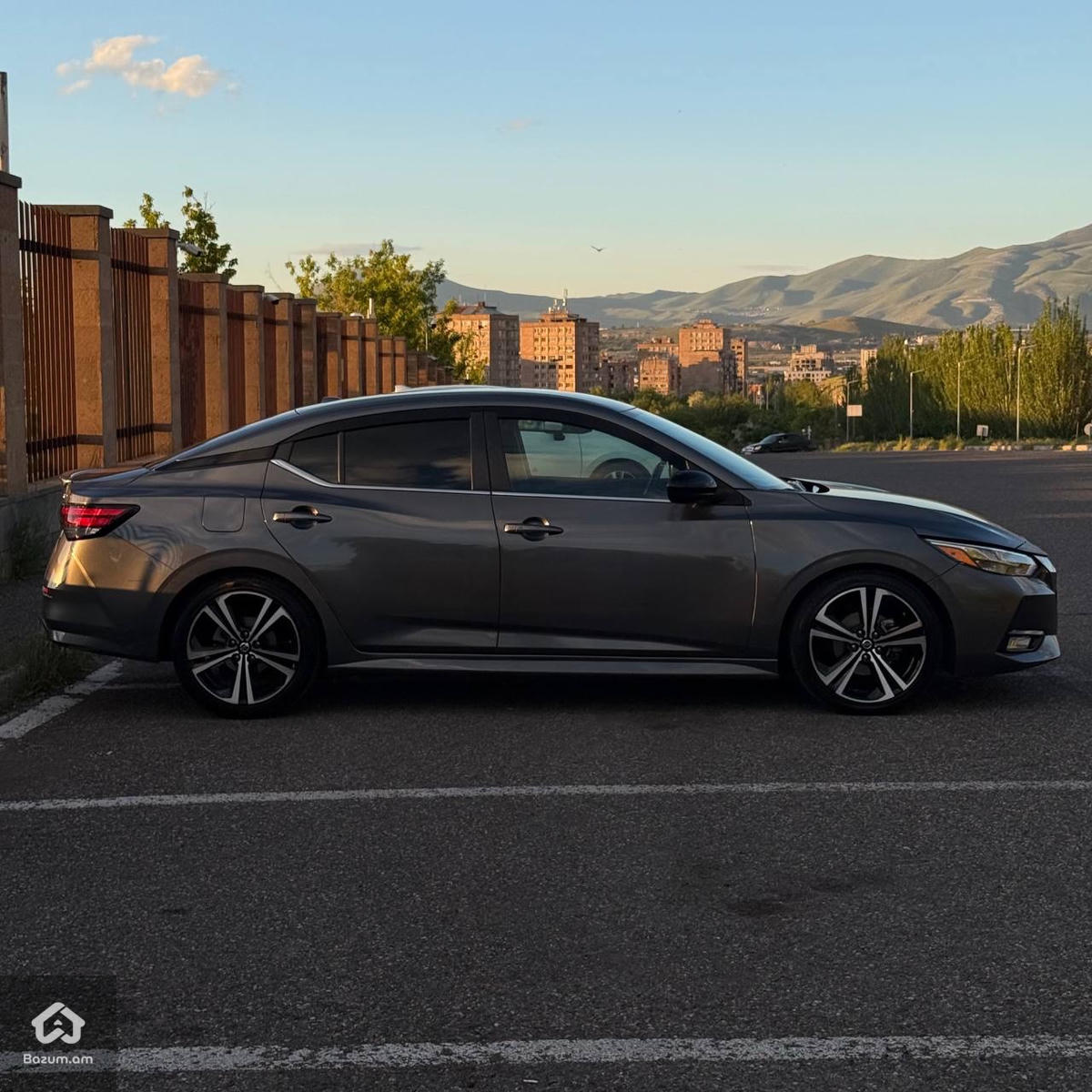 Nissan - image 13