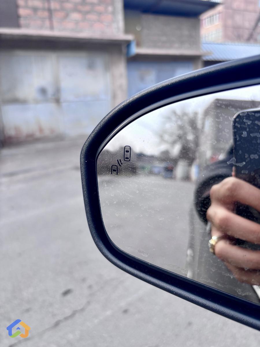 Ford Fusion - image 11