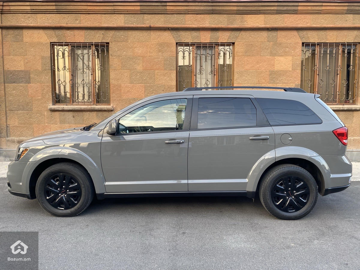 Dodge Journey - image 5