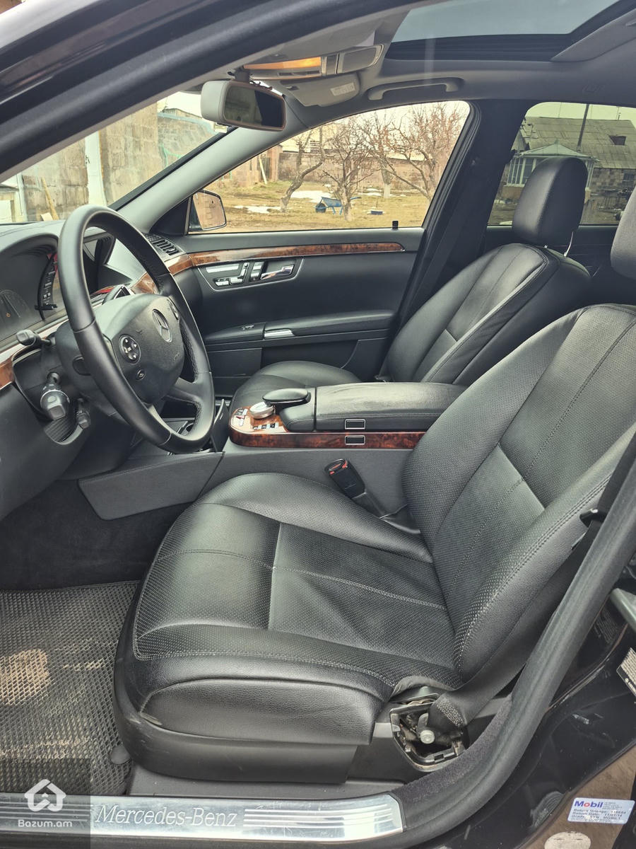MERCEDES BENZ S550 - image 8
