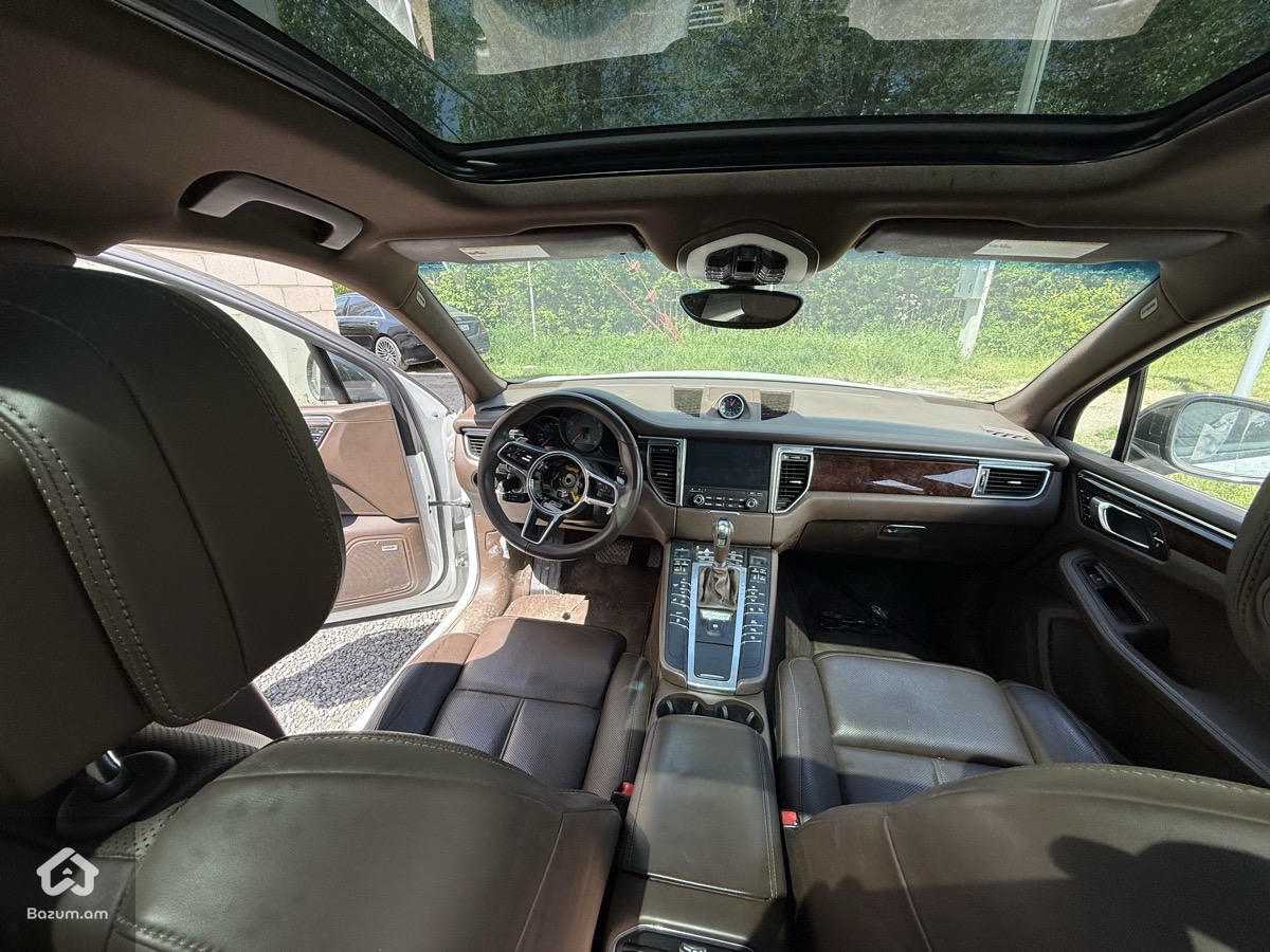 Porsche Macan 3.0 - image 15