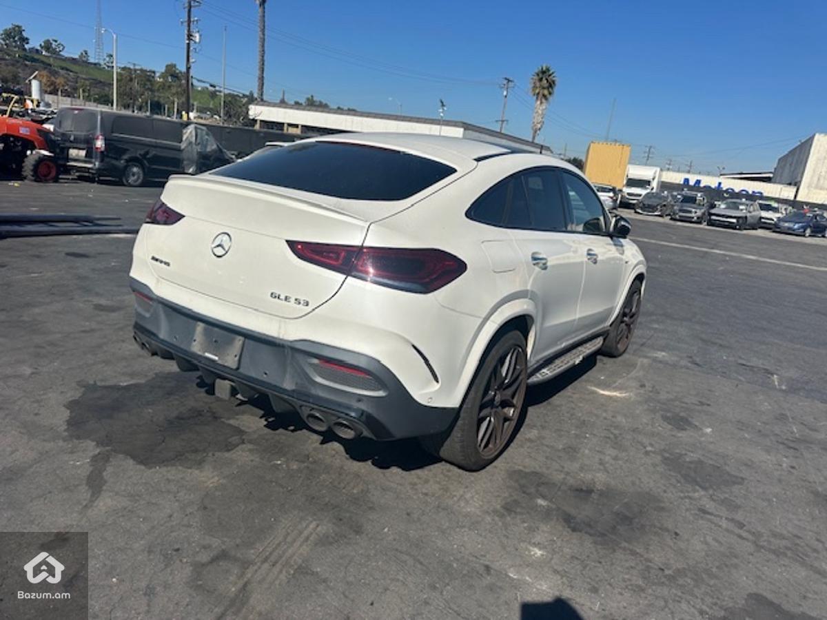 MERCEDES-BENZ - image 6