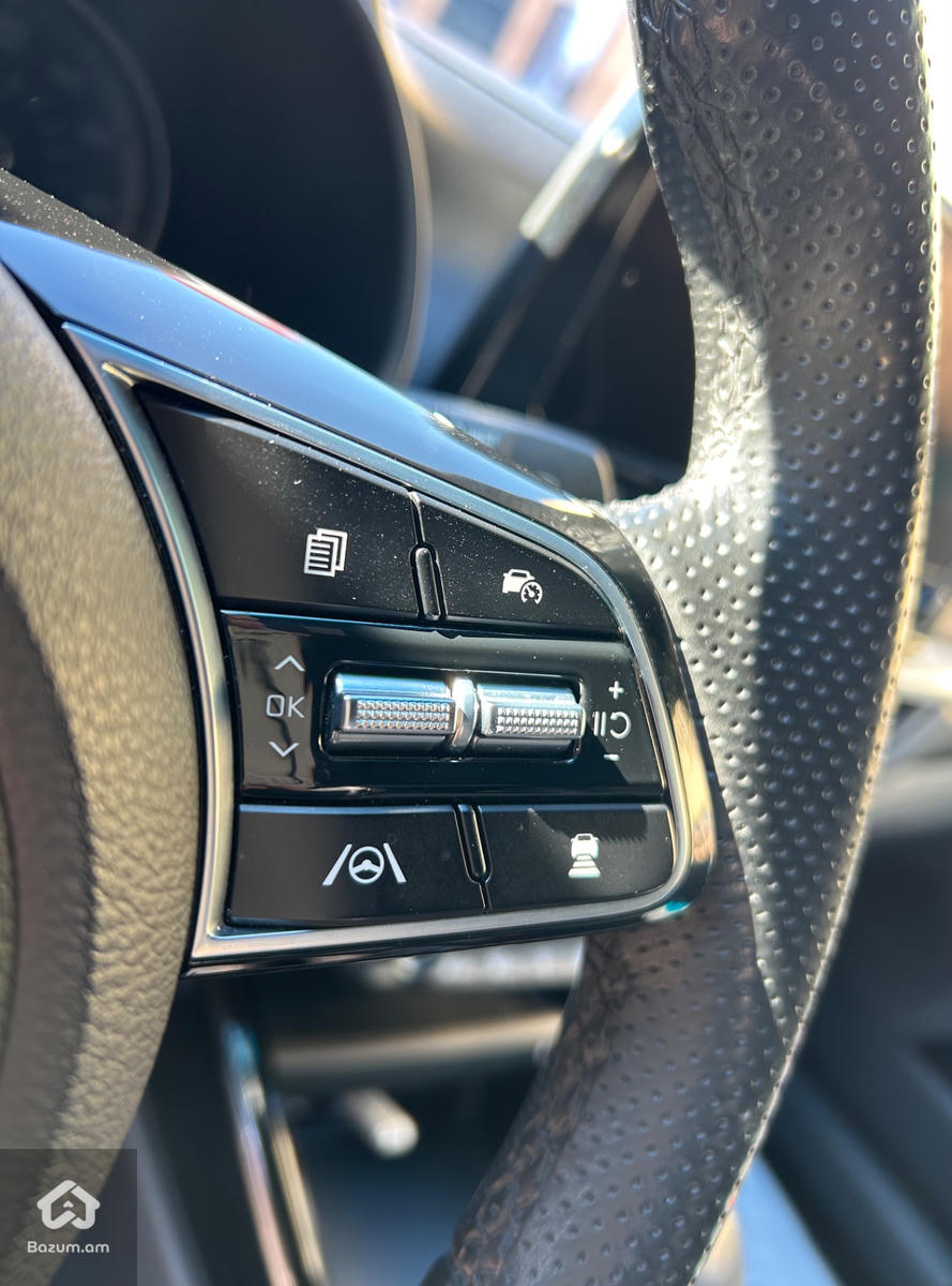 Kia Forte GT LINE Premium - image 12