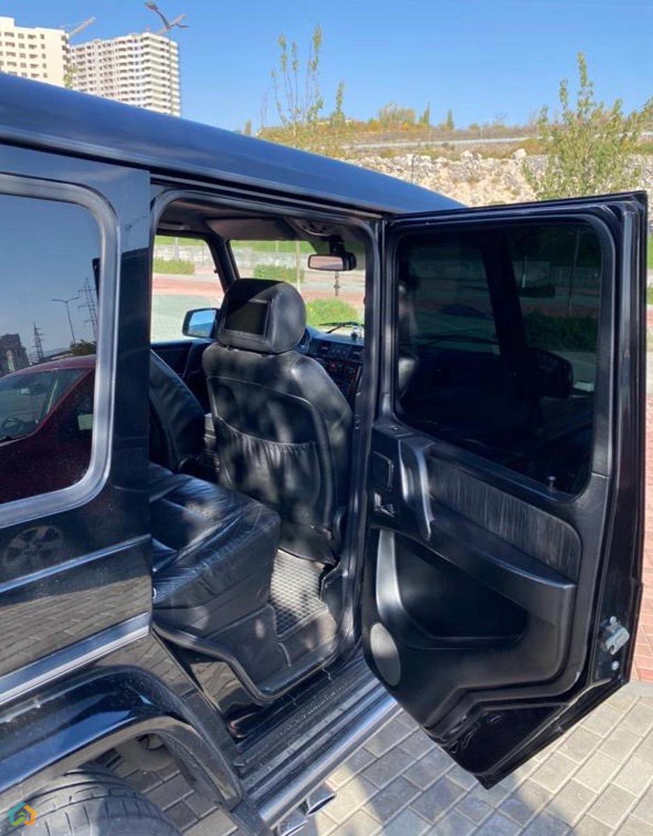 Mercedes Benz G-Class - image 4