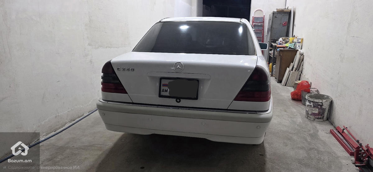 Mercedes Benz c class - image 2