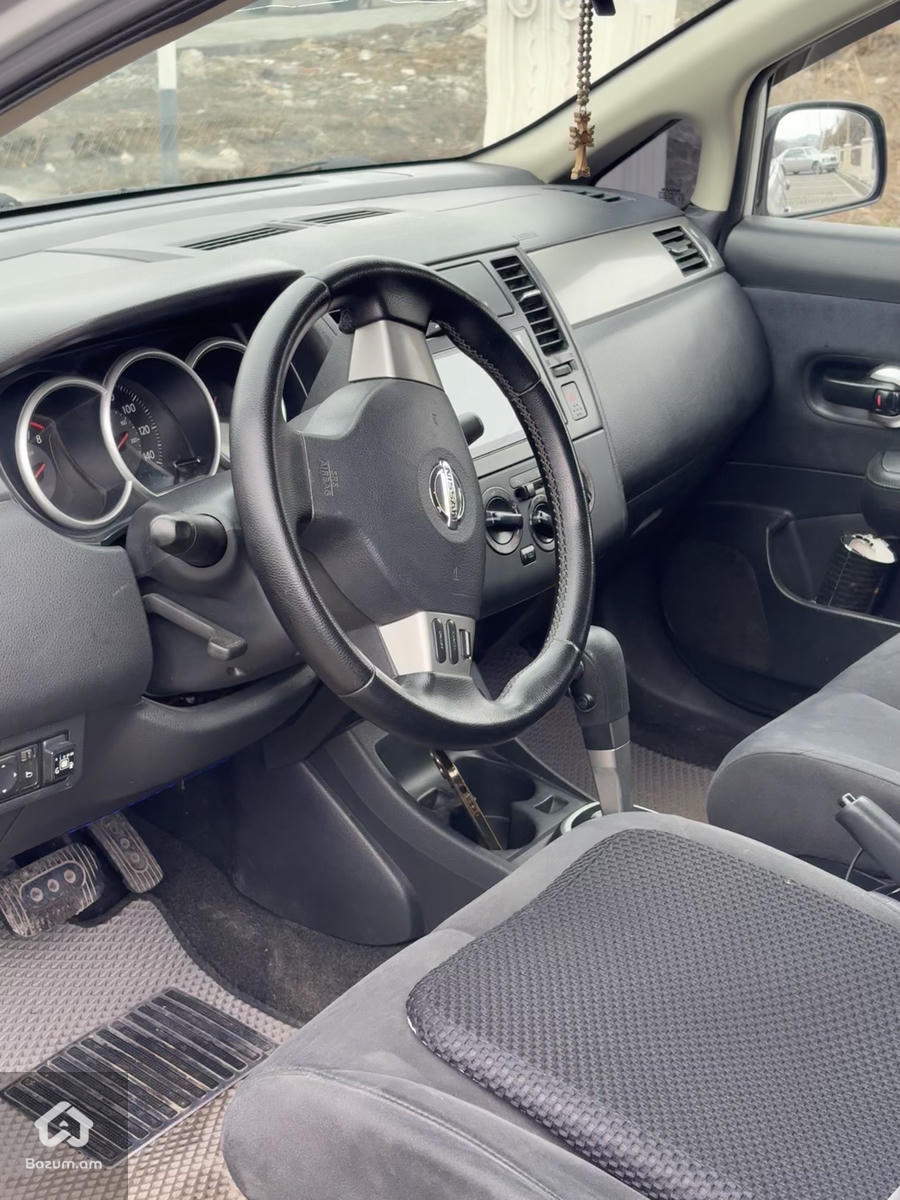 Nissan Versa 2008 - image 7