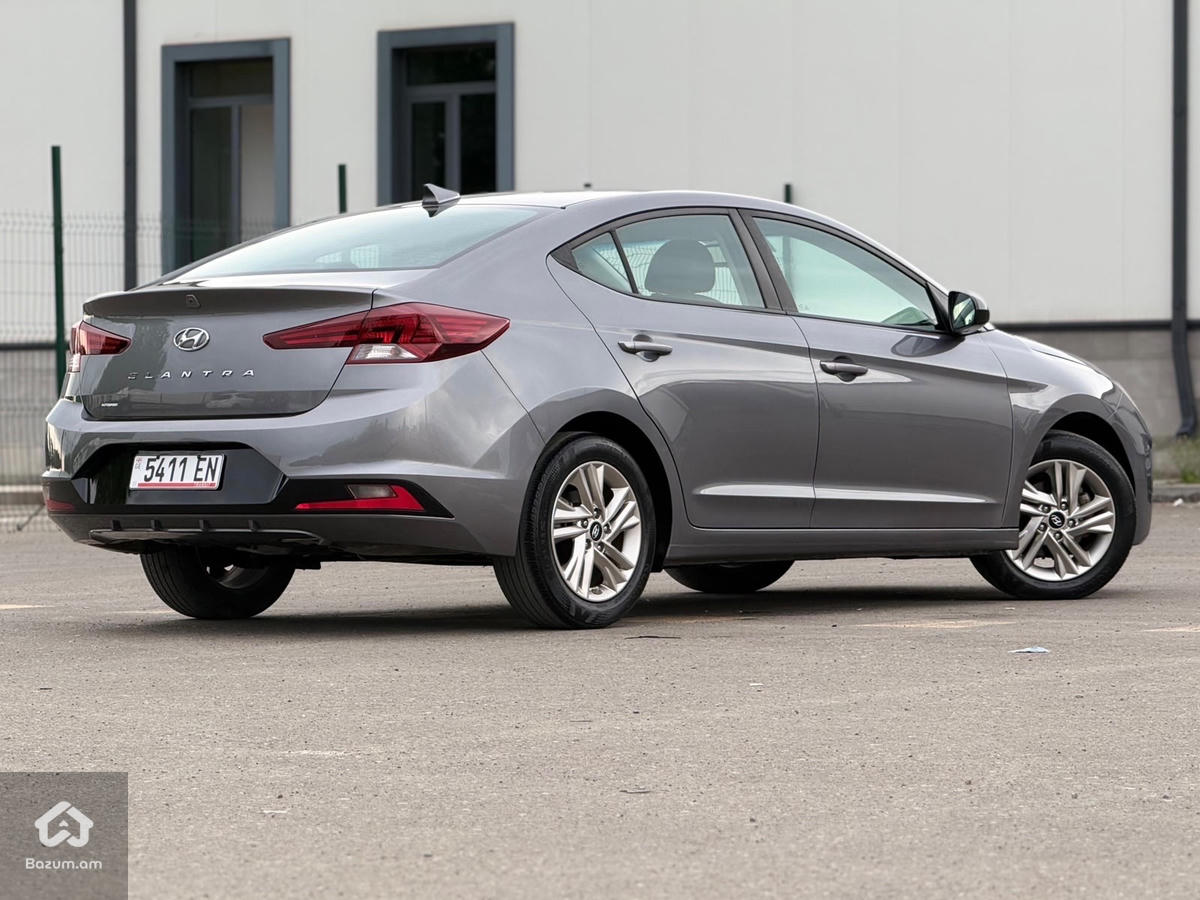 Hyundai - image 24