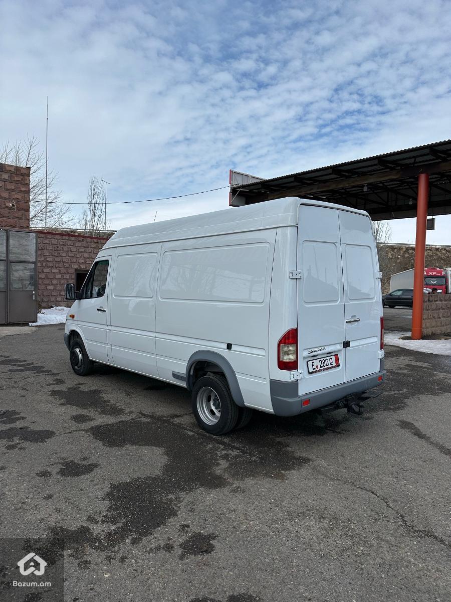 MERCEDES SPRINTER DVUXSKAT - image 6