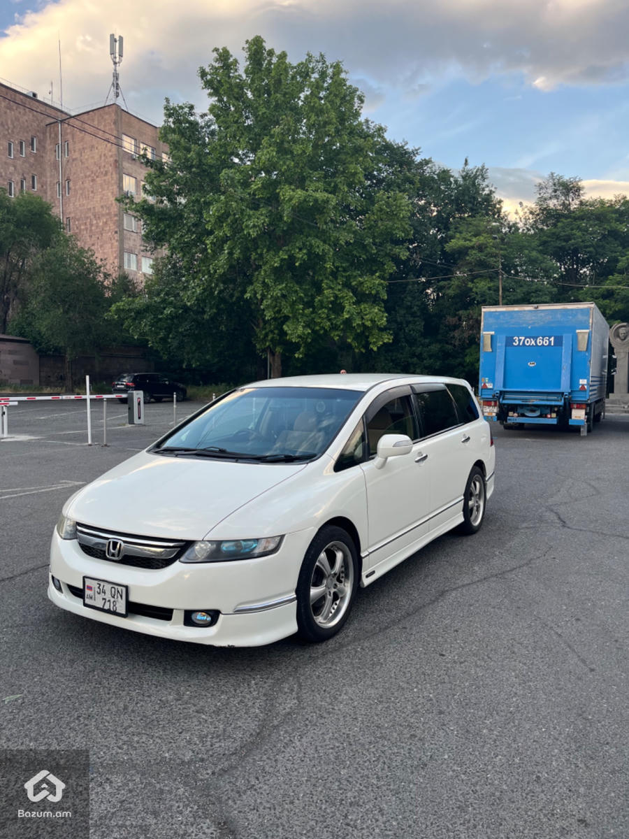 Honda Odyssey - image 2