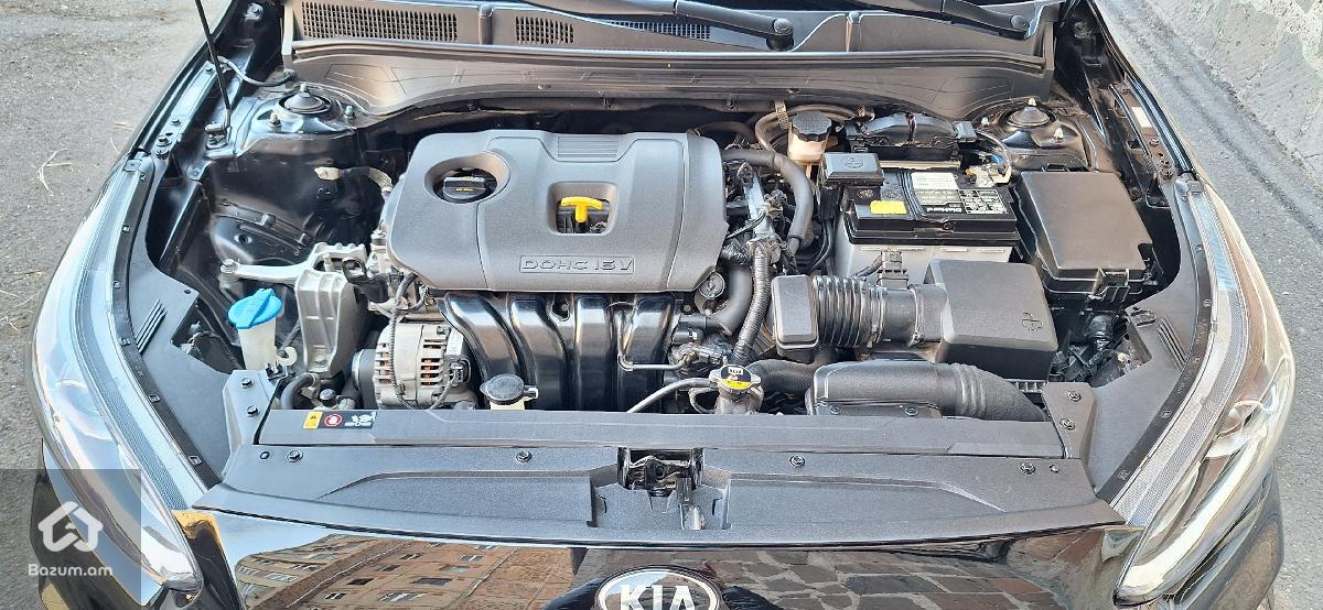 Kia Forte - image 14