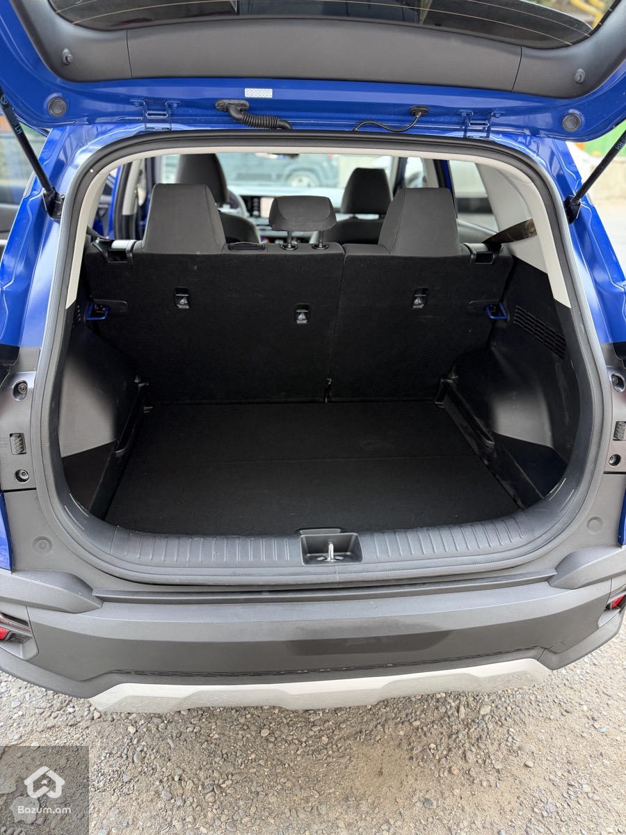 Kia Seltos - image 7