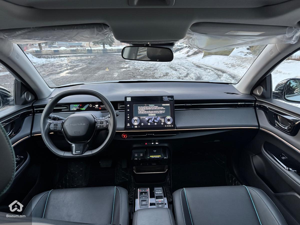 HONDA e:NP2 - image 8