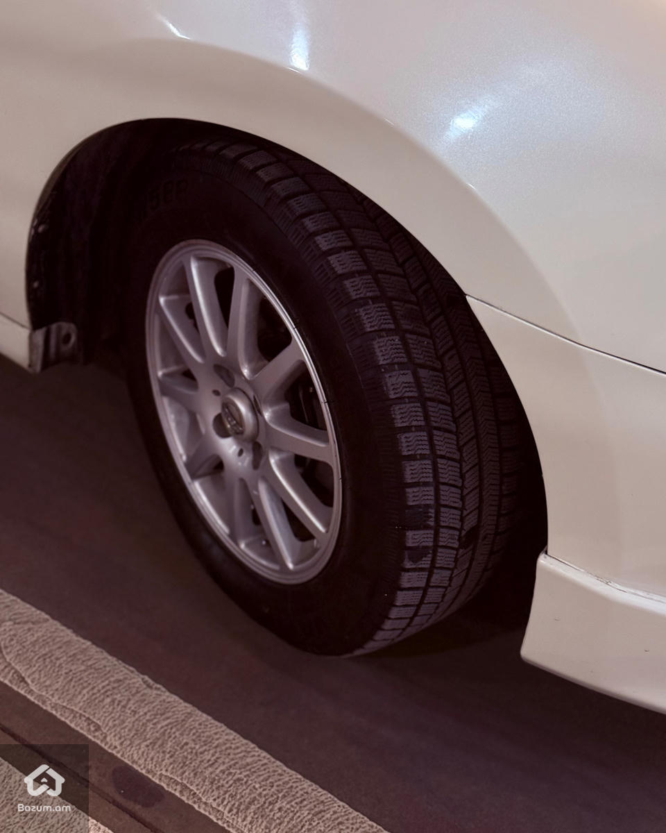 Nissan Bluebird Axis Full - image 9