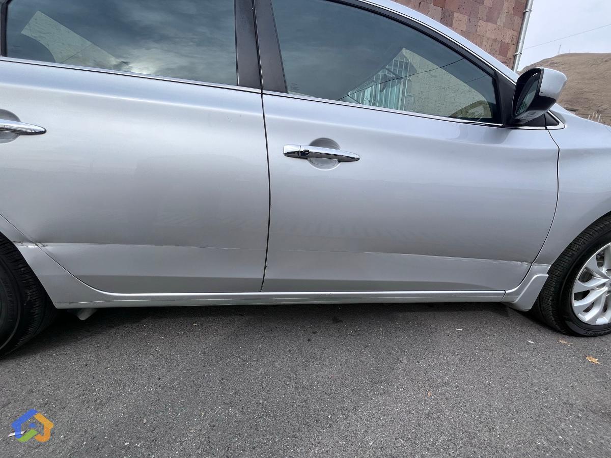 Nissan sentra sc 2019(2018) - image 2