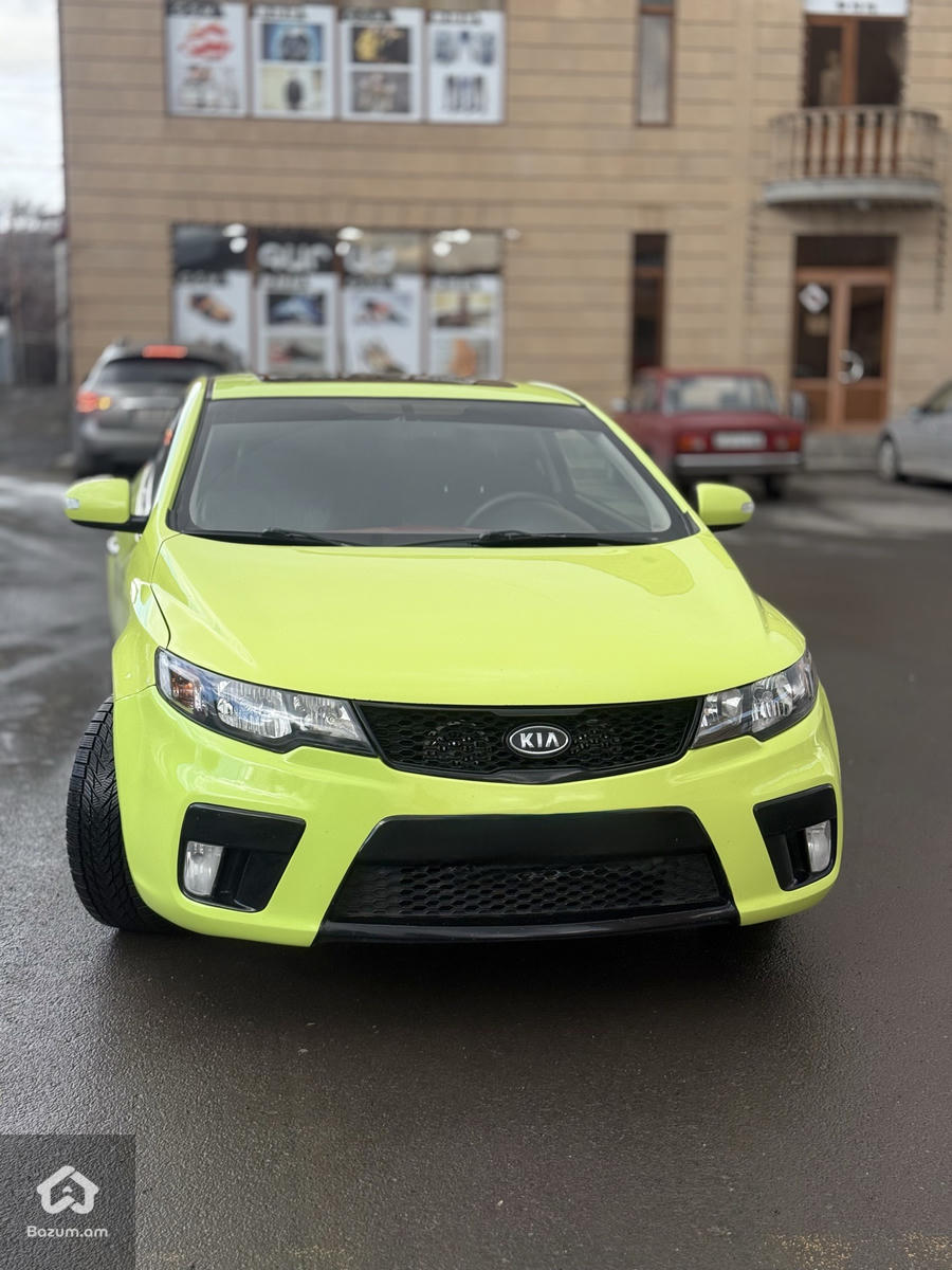 Kia Cerato cupe - image 2